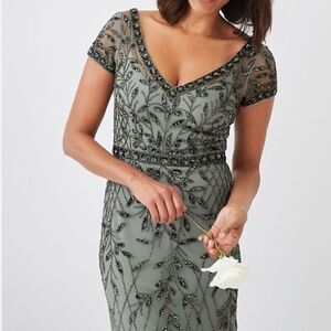 Sought After David’s Bridal Oleg Cassini Sage gown!  Size 6